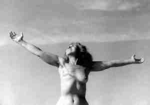 c photo by Hella Hammid